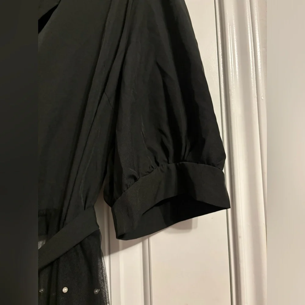 Long, Netted, Button Down Top - Picture 3 of 6